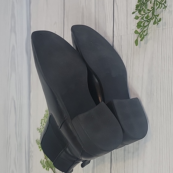 Just Fab Vernetta Black Faux Leather Ankle Boots Womens Size 7.5 - Picture 8 of 9